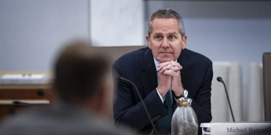 Fed Governor Warns AI Could Render Many Workers Unemployable