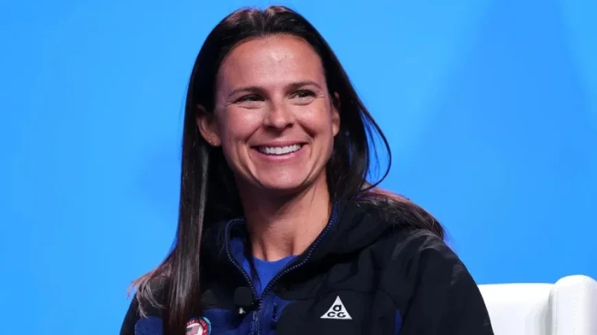 Brittany Bowe, Hilary Knight from Team USA Announce Milan Cortina Engagement