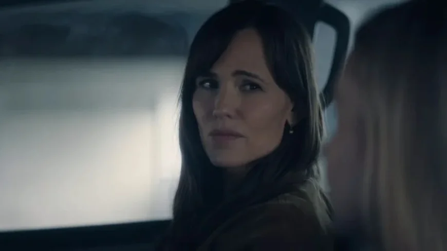 Stars Discuss 13 Going On 30 Reunion in Apple TV Thriller: “I Was Blown Away”