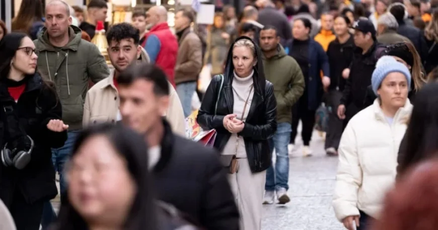 “20% of Europeans Favor Dictatorship Over Democracy”