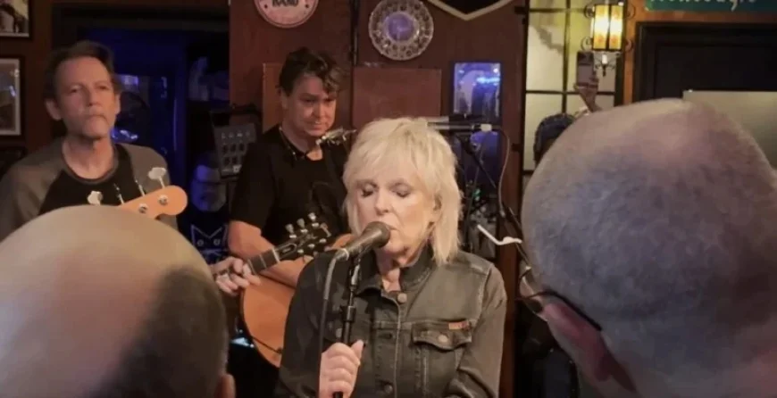 Lucinda Williams Revives Protest Era Sound in New Album