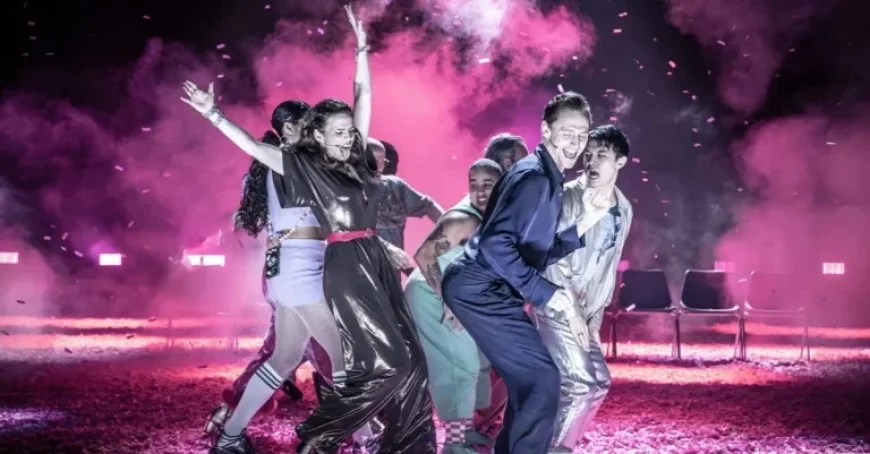 Tom Hiddleston and Hayley Atwell Lead Broadway’s Much Ado About Nothing