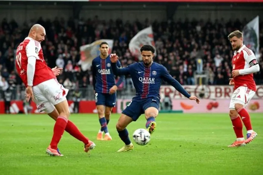 Ludovic Ajorque Strives to Lead Brest to Victory Against OM Friday