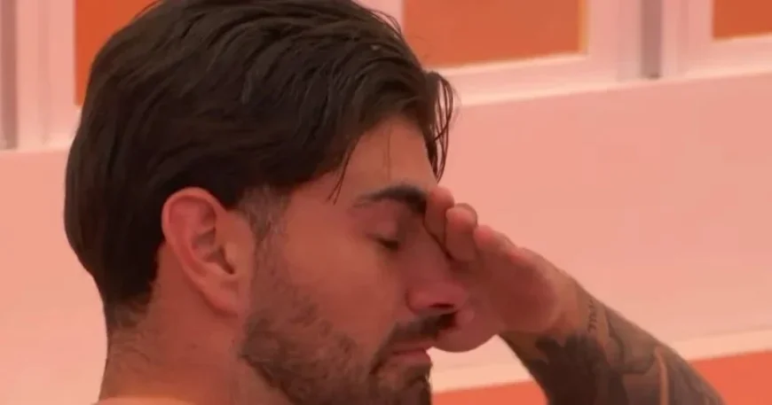 Scott Breaks Down in Tears Ahead of Love Island All Stars Final
