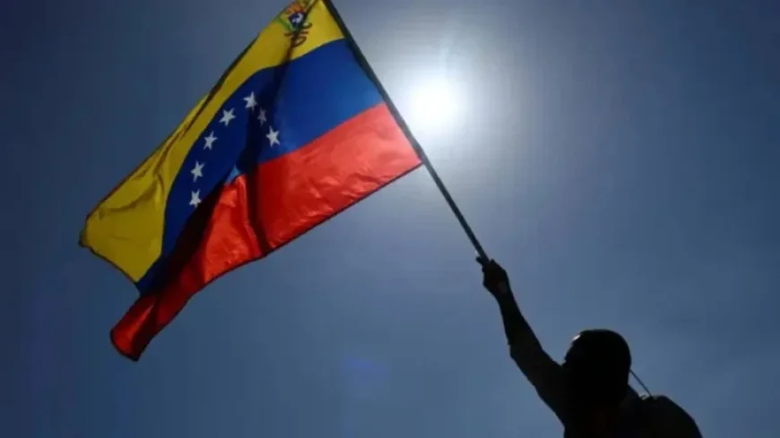 First European Flight Lands in Venezuela After Maduro’s Ouster