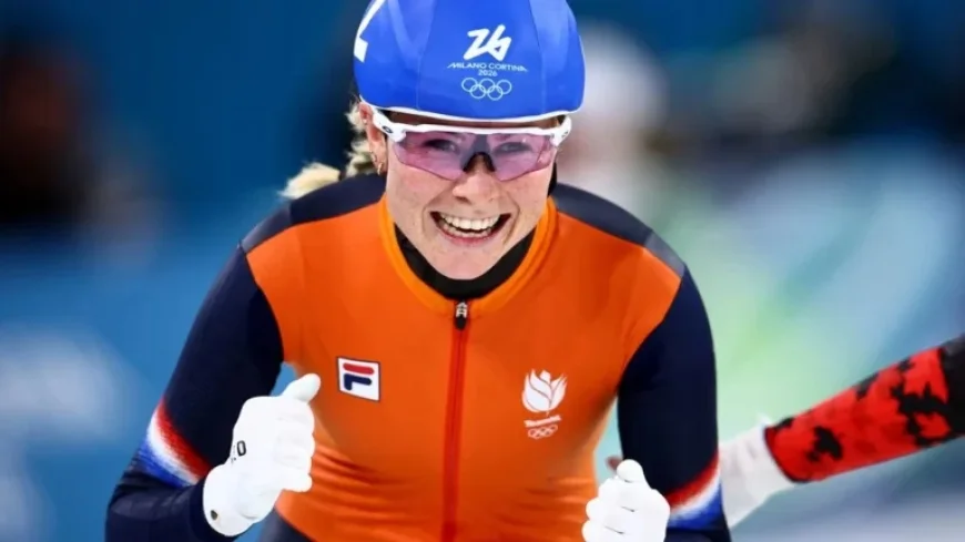 Bergsma and Van de Bunt Reach Mass Start Final; Women’s Semifinals Underway