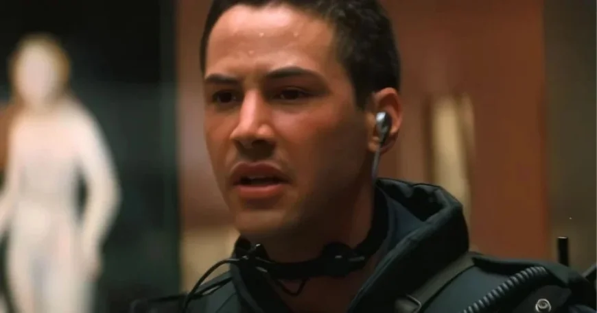 Keanu Reeves, Sandra Bullock Action Hit Arrives on Hulu