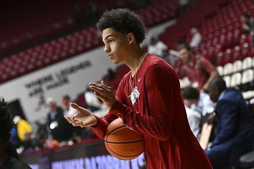 Isaiah Sealy Uncertain for Arkansas vs. Missouri Basketball Clash