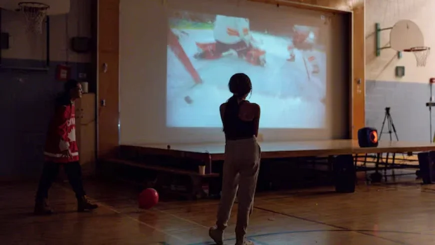 Toronto Hockey Fans Anticipate Canada-U.S. Gold Medal Clash