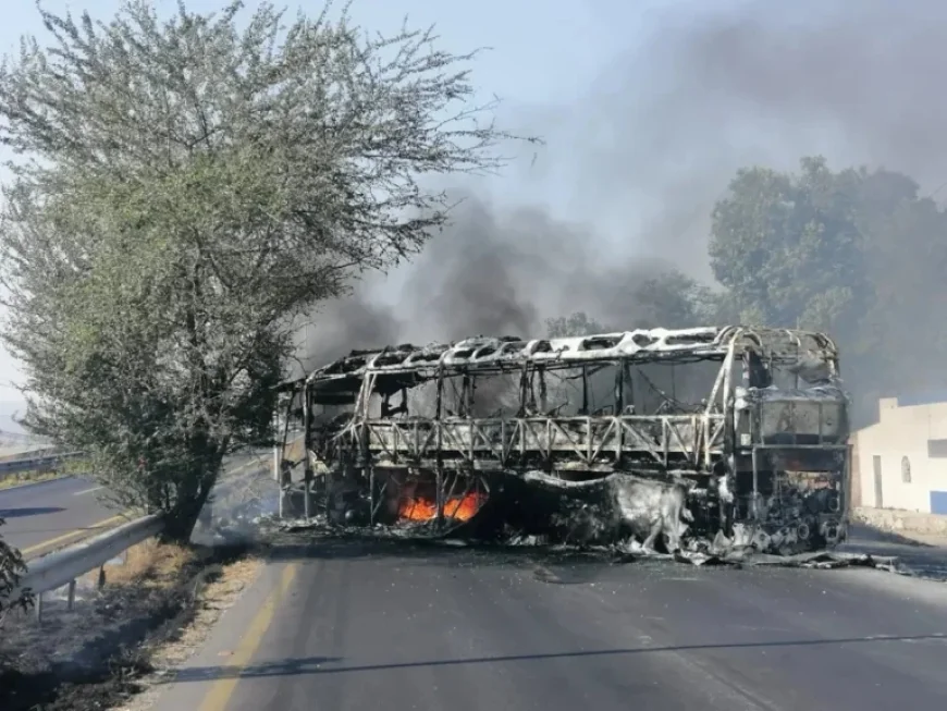 Clashes and Blockades Erupt in Jalisco Impacting Four States