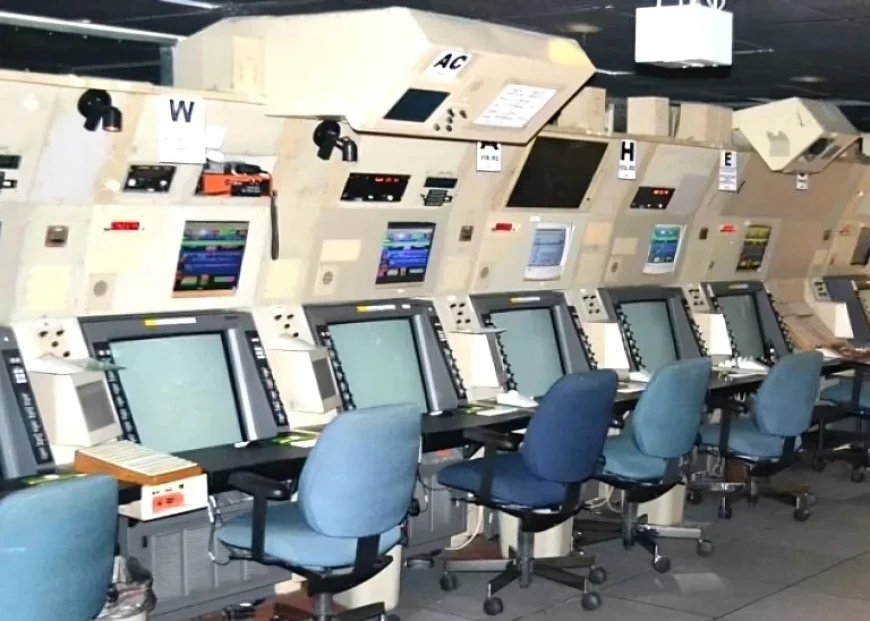 DCA Airport Tower Abandons Paper Flight Strips After 43 Years