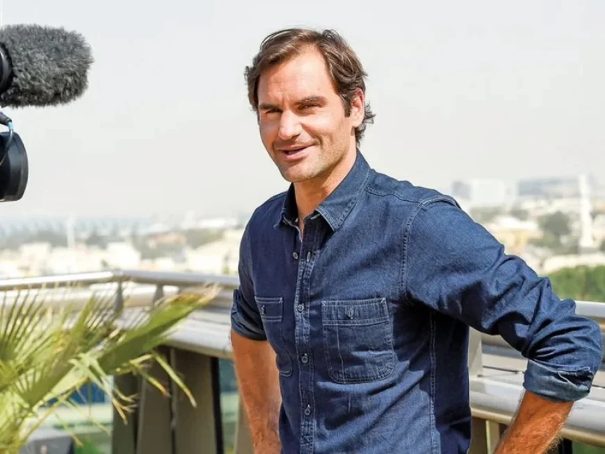 Federer Supports Wawrinka at Dubai Tennis Tournament