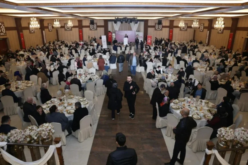 “Tribute Iftar Held for Martyrs’ Families and Veterans”