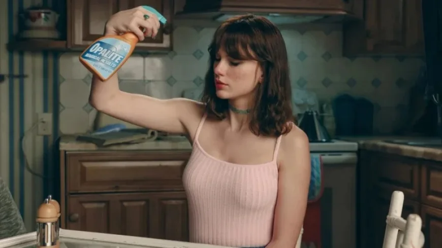 Taylor Swift’s ‘Opalite’ Soars to No. 1, Ties Third for Record Hits