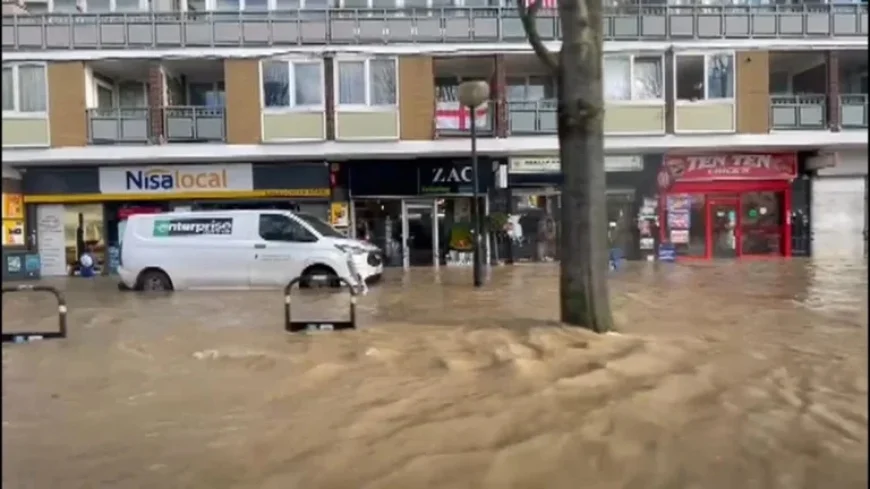 Major Islington Flooding Triggered by Burst Water Pipe