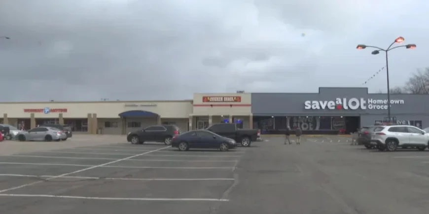 Versailles Gym Owner Responds to Man Found Dead Behind Shopping Center