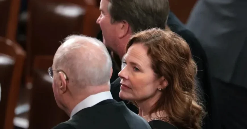 Republican Justices Clash Over Government Leadership Control