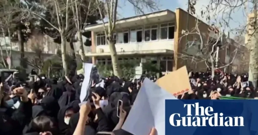 Iranian Police Mobilize to Suppress University Student Protests
