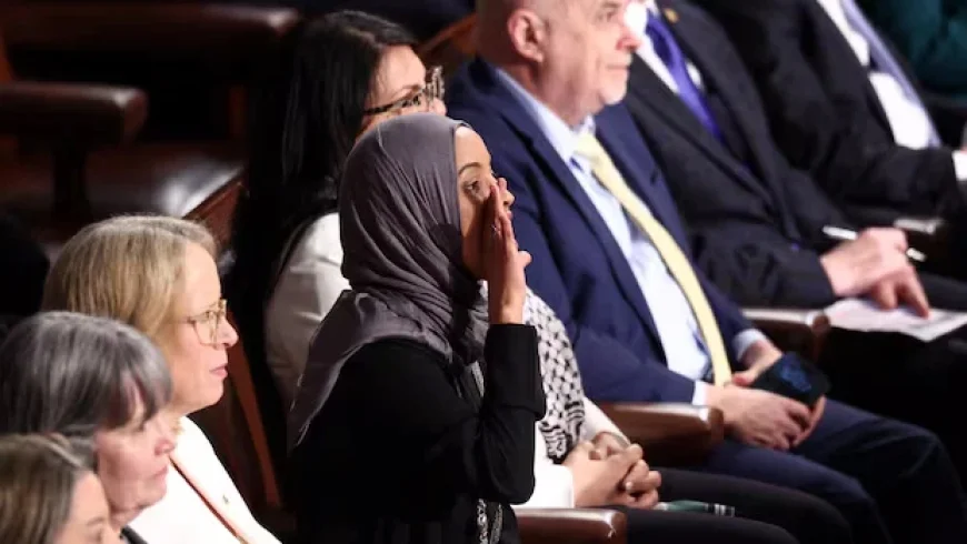 Trump Sparks Chamber Outburst Defending U.S. Immigration Policy at State of the Union