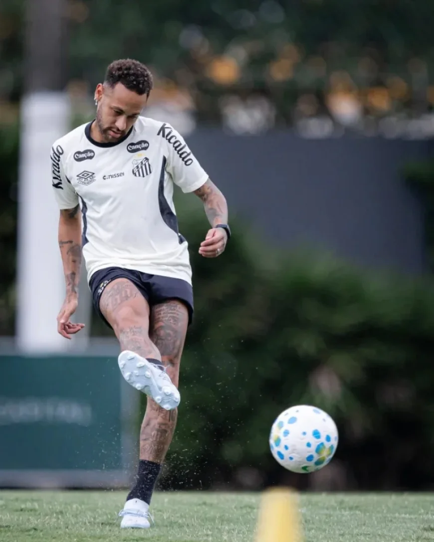 Santos Squad: Neymar Leads Full Team Against Vasco