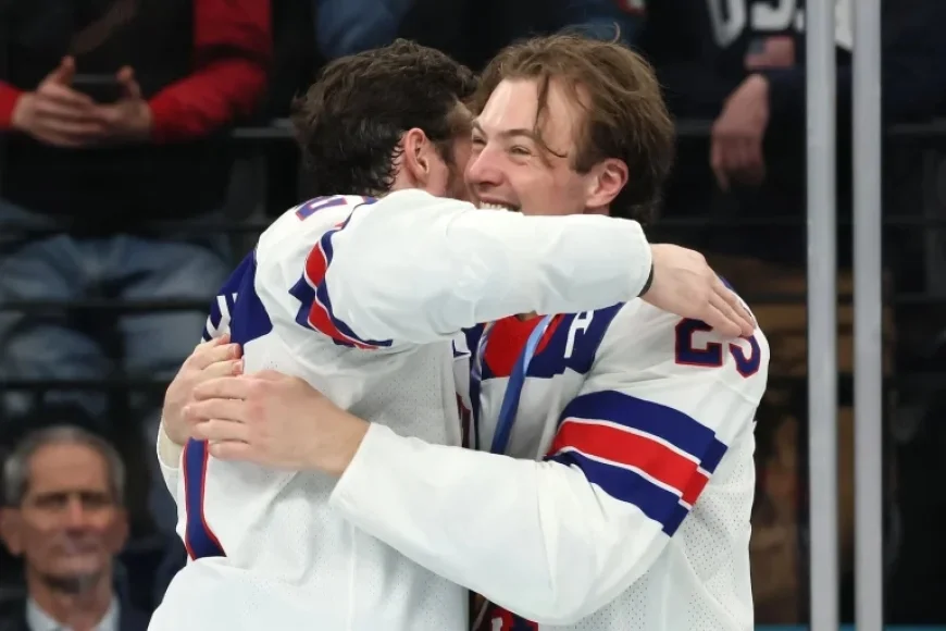 Charlie McAvoy Reaffirms Support for U.S. Women’s Hockey Team