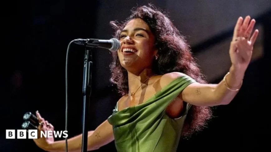 Olivia Dean Shines in Manchester Ahead of the Brit Awards