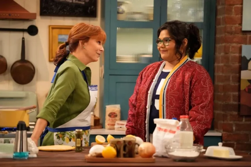 Belissa Escodebo Praises Reba McEntire’s Southern Charm on Happy’s Place Set