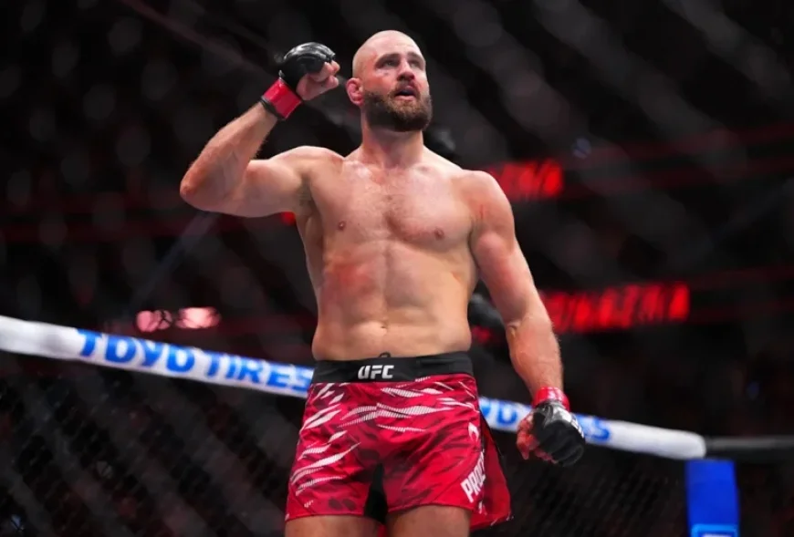 Jiri Prochazka Faces Carlos Ulberg for Light Heavyweight Title at UFC 327