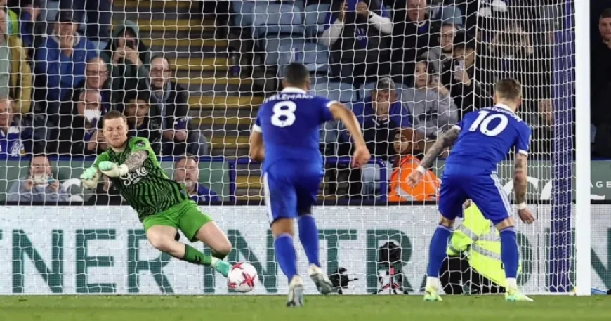 Jordan Pickford Relishes ‘Dynamite’ Anthem, Awaits Everton Legacy