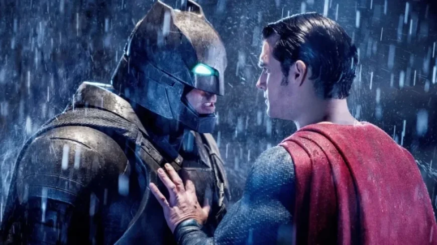 Zack Snyder Defends Fans, Criticizes Boardroom-Made Movies