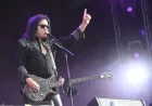 Gene Simmons Criticizes Celebrities, Urges Silence on Political Matters