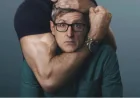 Louis Theroux Challenges and Defeats the Manosphere