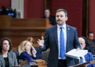 La Voix: PQ Leader Says Federal Public Servants Will Lose Jobs — What That Reveal Means