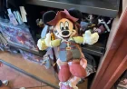 Pirates Of The Caribbean souvenir shift: Walt Disney World debuts a Pirate Mickey plush tumbler carrier