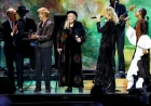 Joni Mitchell Returns at Junos: Rare Appearance, Medley and a Moment That Reframed the Night