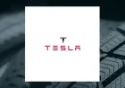 Tesla Merger Alert: tesla Analyst Predicts SpaceX Tie-Up as Ratings Shift