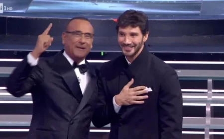 Carlo Conti Passes Sanremo Host Role to De Martino: “Host and Artistic Director”