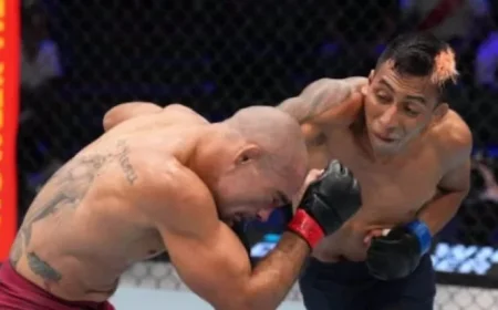 Peru’s ‘Black Rooster’ Kevin Borjas Shines at UFC Fight Night Mexico