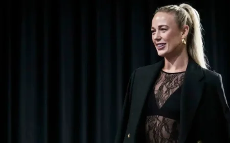 Sophie Cunningham Embraces Natural Look by the Pool Amid Brooks Nader Debate