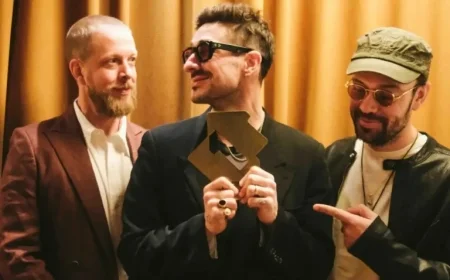 Mumford & Sons Achieves Second Consecutive U.K. No. 1 Album This Year