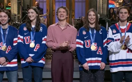 Connor Storrie Highlights Women’s U.S. Hockey Team in SNL Monologue