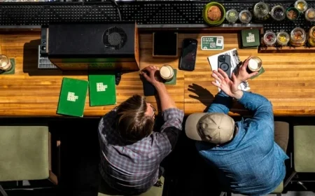 Bar Spending Rises as Retail Alcohol Sales Decline