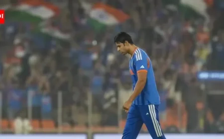 Ex-India Captain Critiques Shivam Dube’s Unprecedented Bowling Style