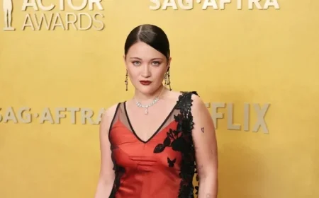 Isa Briones Dons Vintage at 2026 SAG Awards, Ditching Scrubs