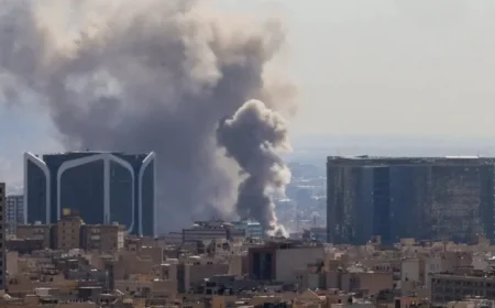 Kaine Pushes Senate Vote on Iran Conflict as Trump Warns of Duration