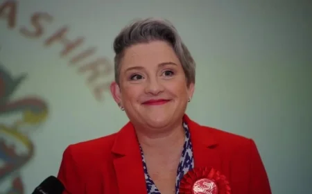 Health Minister Resigns to Undergo Breast Cancer Treatment