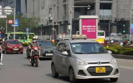 Time to Redefine Hanoi’s Taxi Regulations?