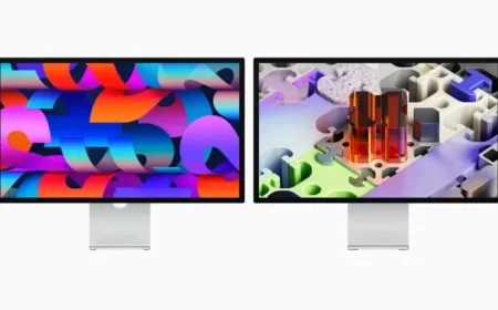 Apple Unveils Studio Displays with Thunderbolt 5 Technology