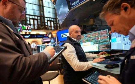 Middle East Conflict Sends Wall Street Deep into the Red