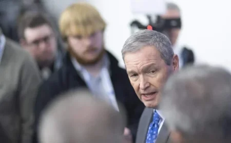 Kentucky AD Mitch Barnhart to Retire After 24 Years of Service